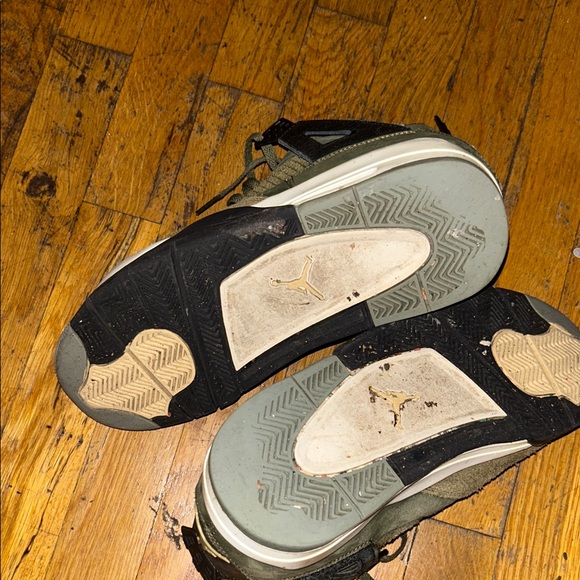 Jordan Olive Green Sneakers - Picture 4 of 6